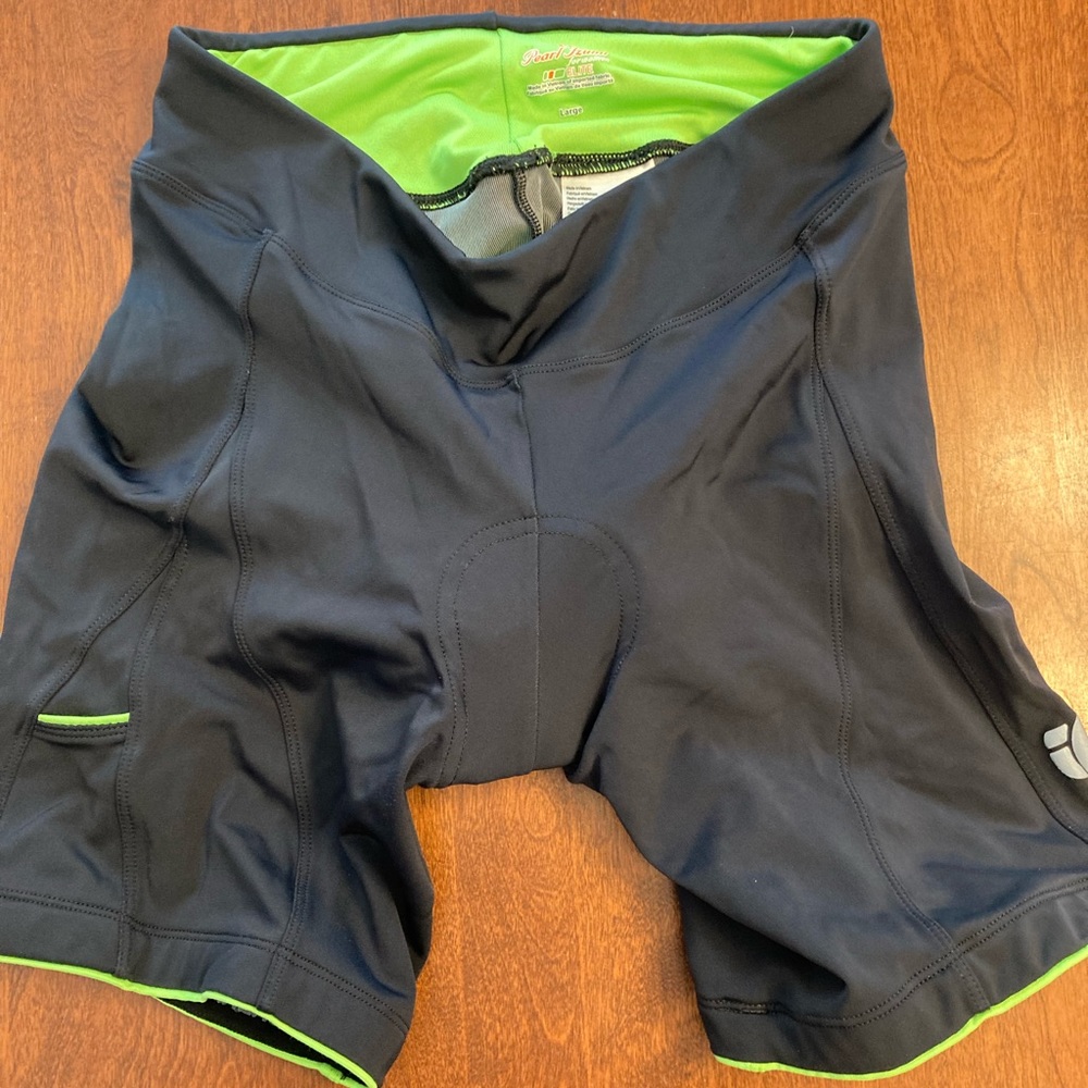 Pearl Izumi Black and Green Women's Shorts